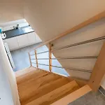 Beautiful And Ideally Located 3br *