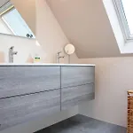 Beautiful And Ideally Located 3br *