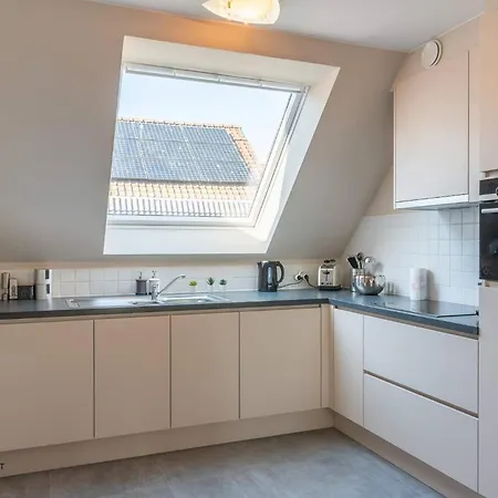Beautiful And Ideally Located 3br * Ostende