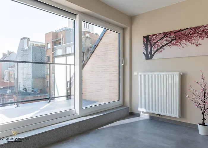 Beautiful And Ideally Located 3br